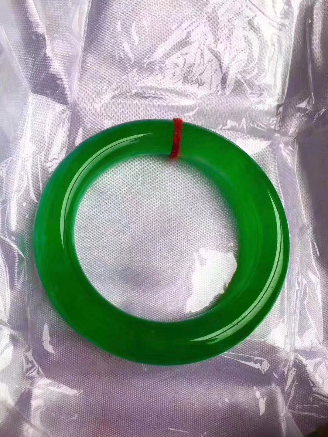 翡翠手鐲，銀手鐲